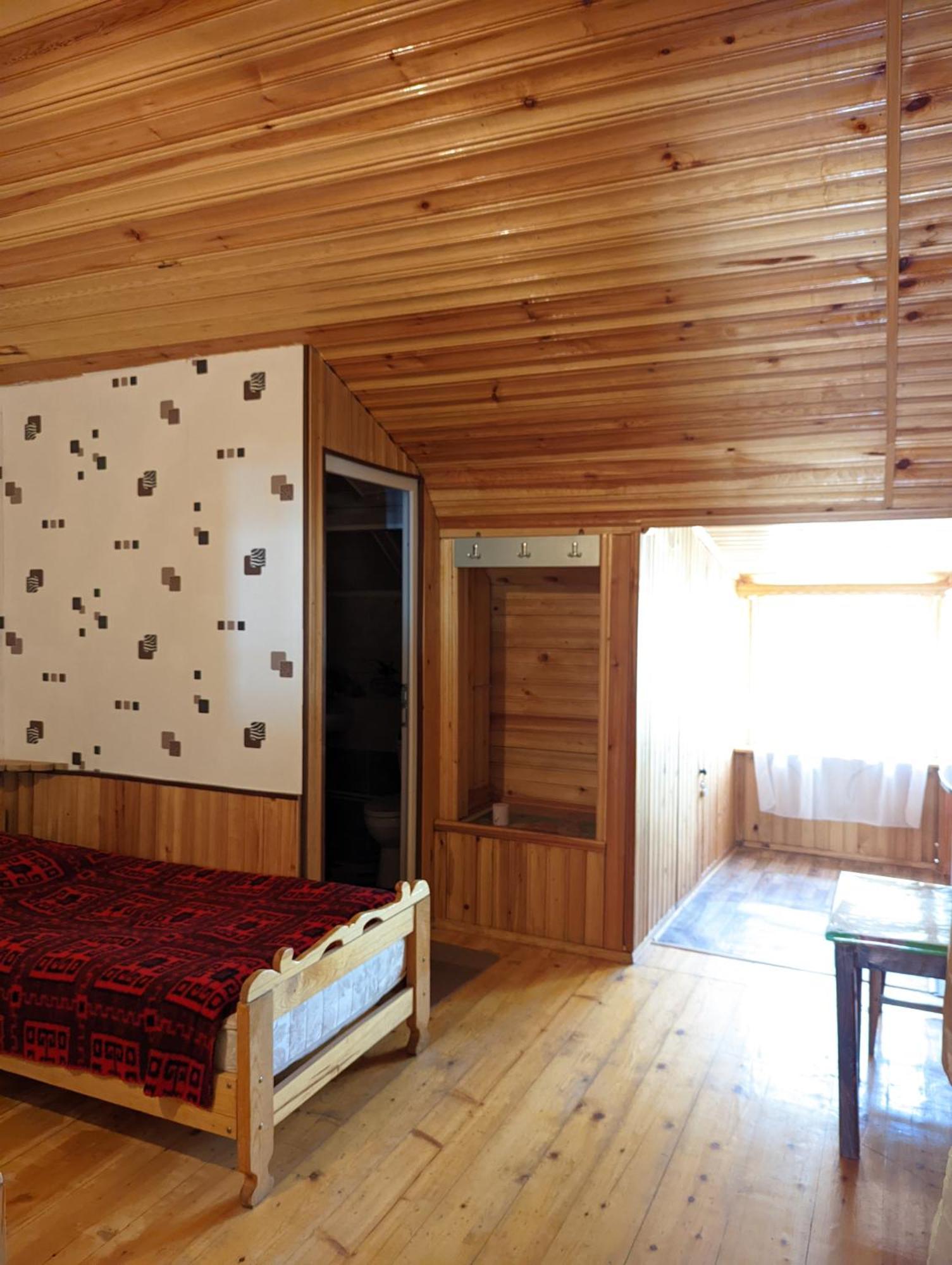 Dalko Hotel Borzsomi Szoba fotó
